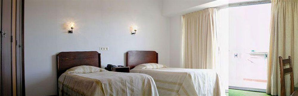 Residencial Greco Hotel Funchal  Room photo